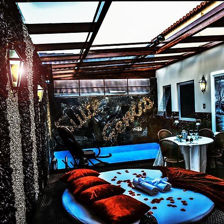Genus Motel (Adults Only) Uberaba Bagian luar foto